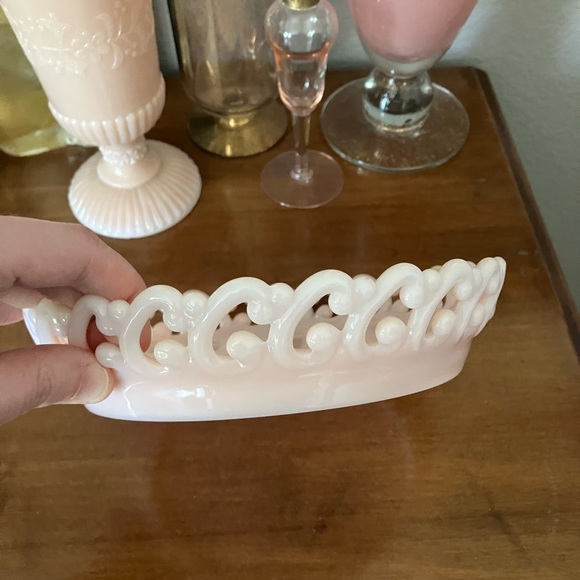 Fenton Rose Pastel Pick Backwards C Low Bowl - Picture 2 of 5